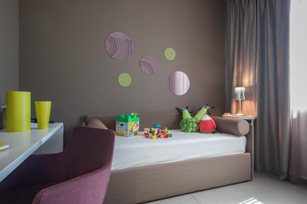 8piuhotel Hotel